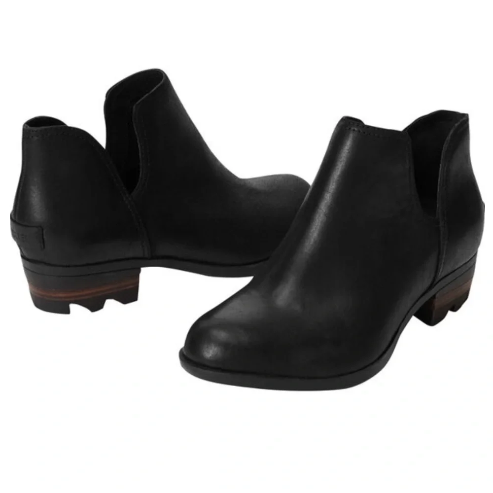 Sorel Lolla Black Leather Cut Out Ankle Booties